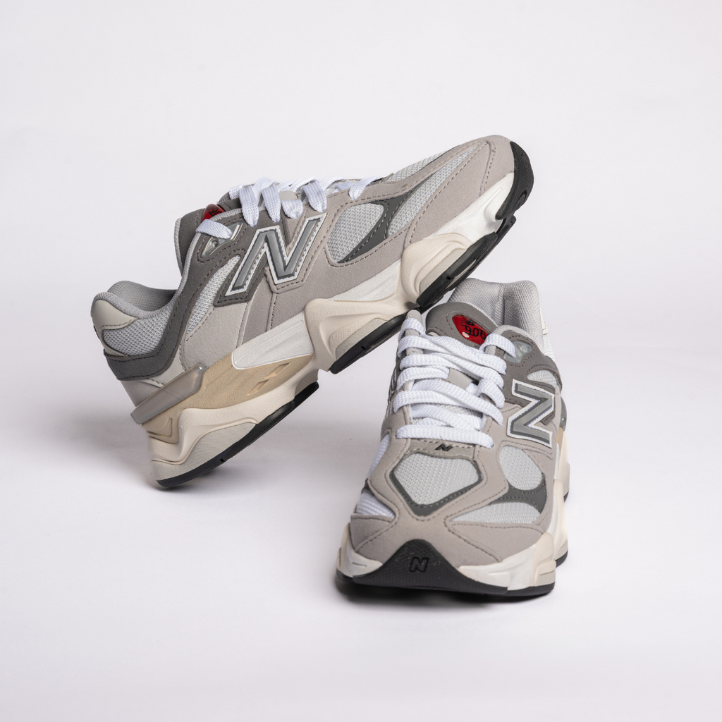 New Balance 9060 GS Grigie – Stile Retrò Moderno