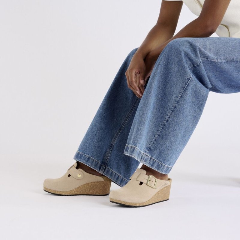 Birkenstock Women's Papillio Fanny Wedge Clog - Warm Sand Suede