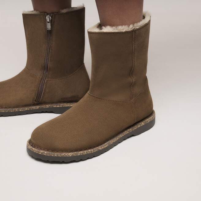 Birkenstock Women's Uppsala Zip Shearling Boot - Dark Tea