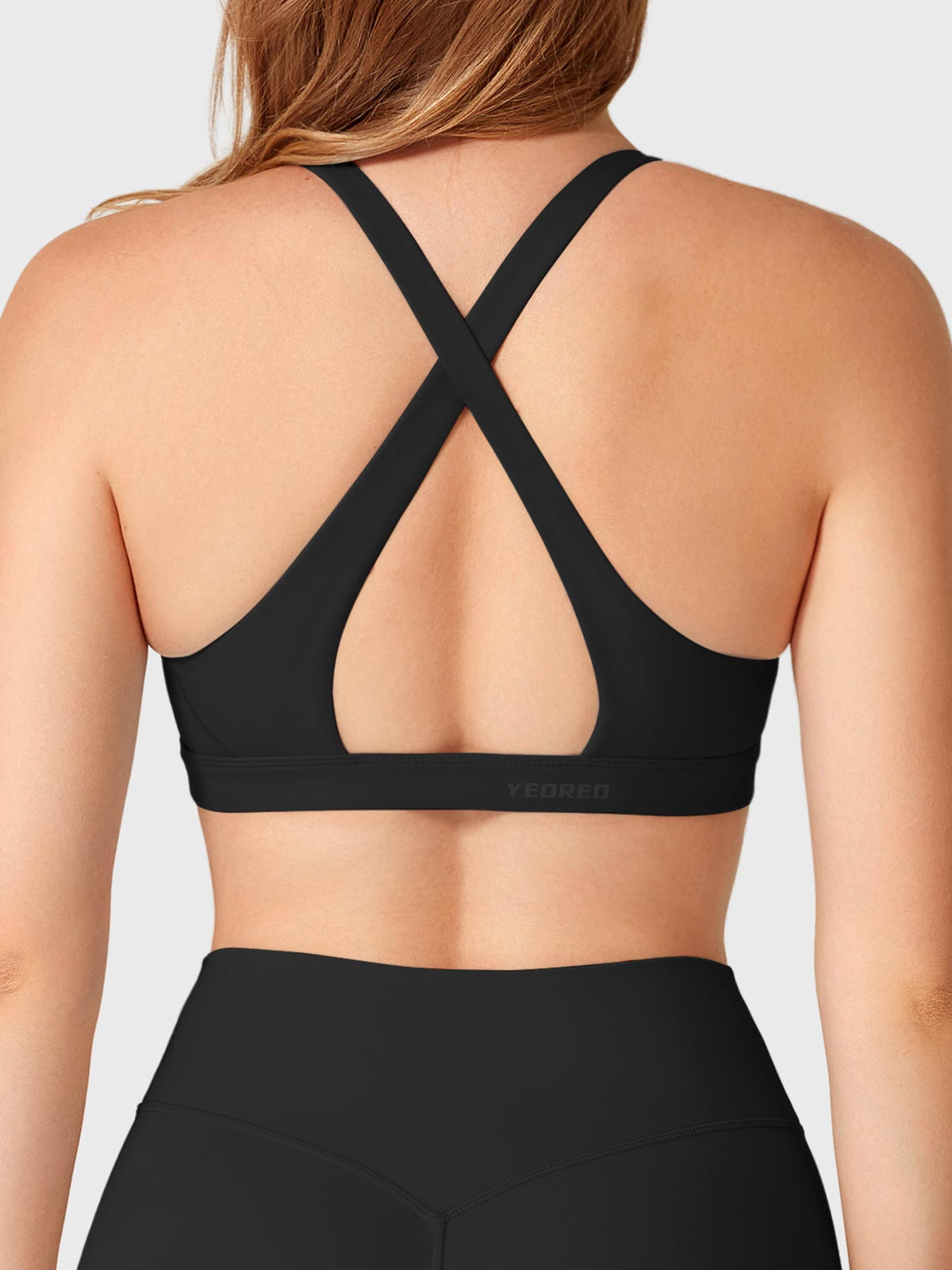 Reggiseno sportivo Wafiya con scollo a V profondo