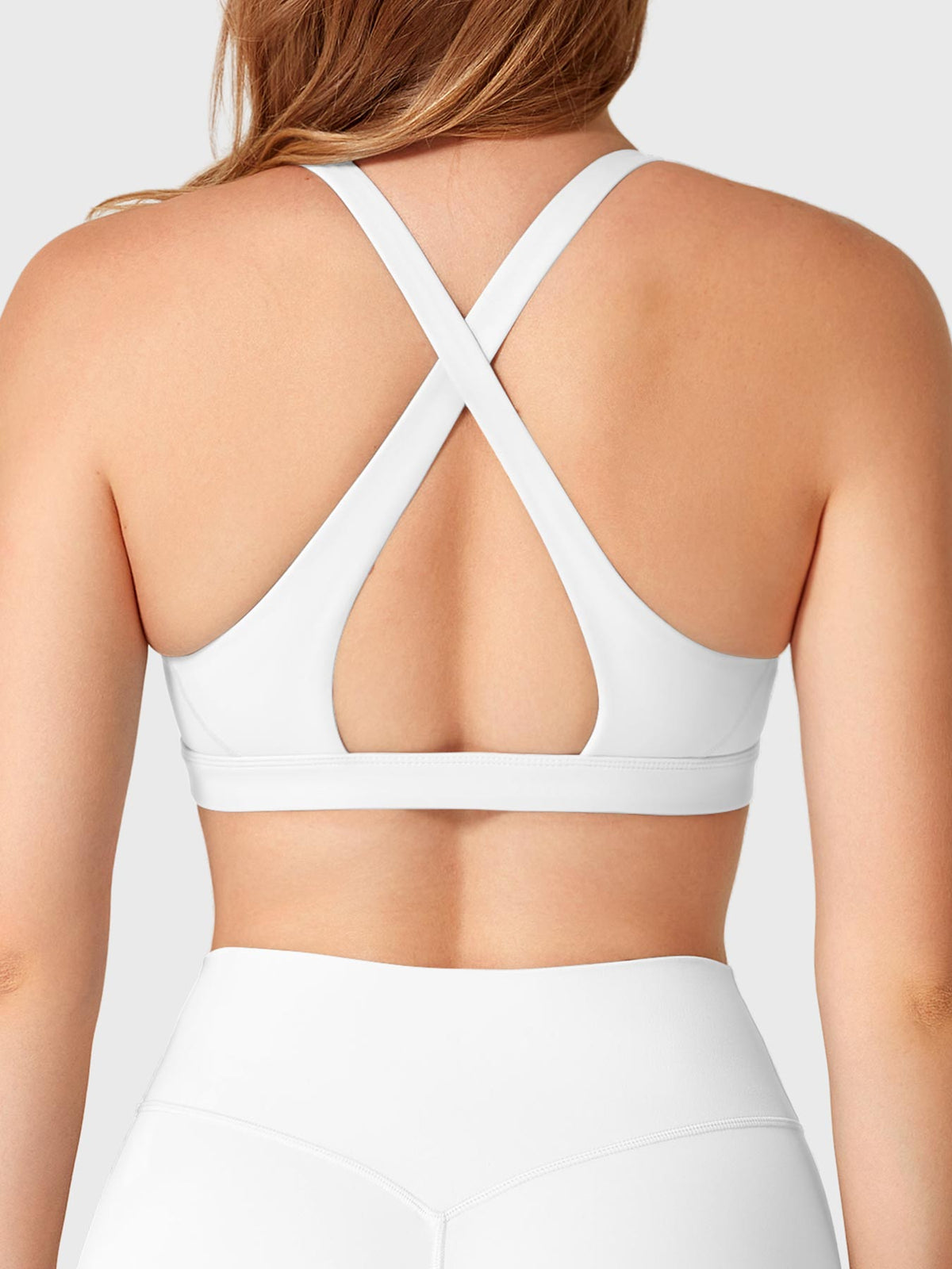 Reggiseno sportivo Wafiya con scollo a V profondo