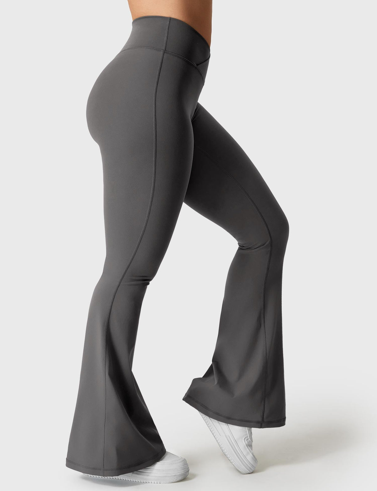 Leggings Kalie flare con vita a V