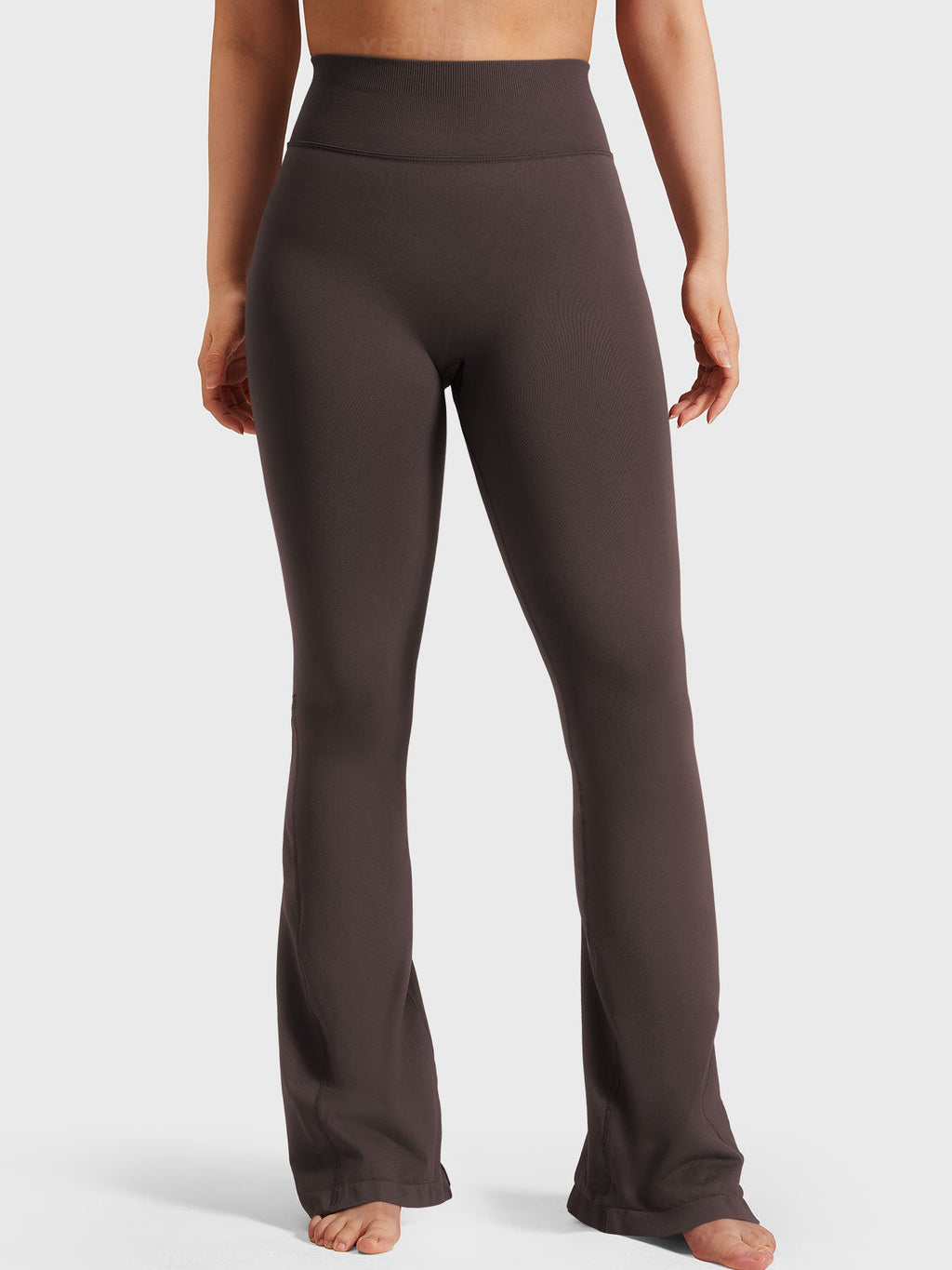Yeoreo Brinklie Mini Flare Leggings