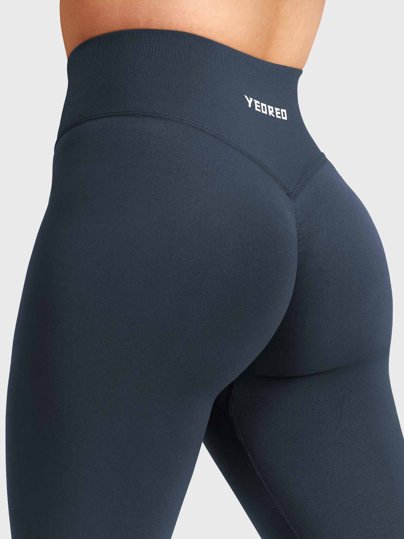 Yeoreo Brinklie Mini Flare Leggings