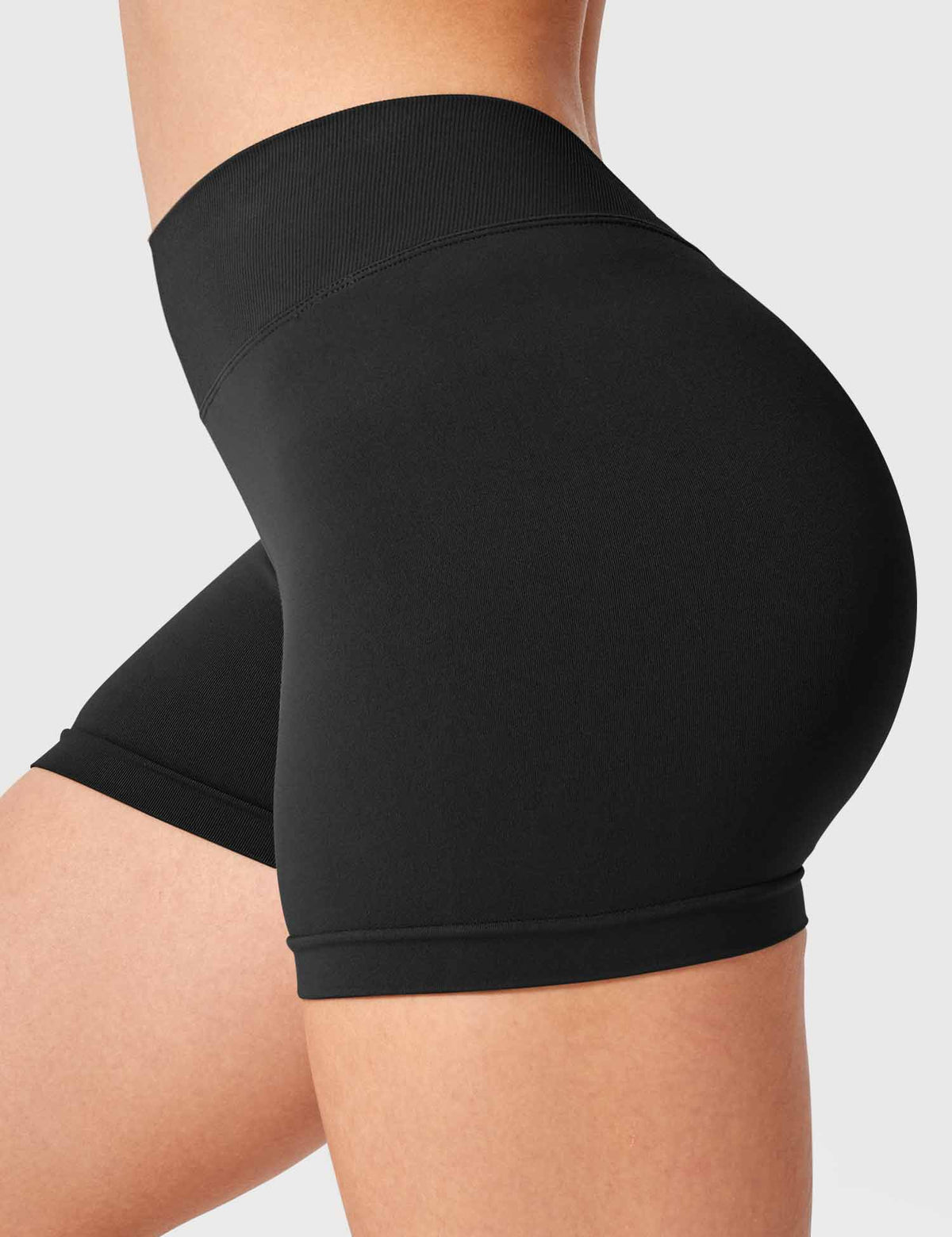 Shorts Liz senza cuciture con incrocio a V 3,6″