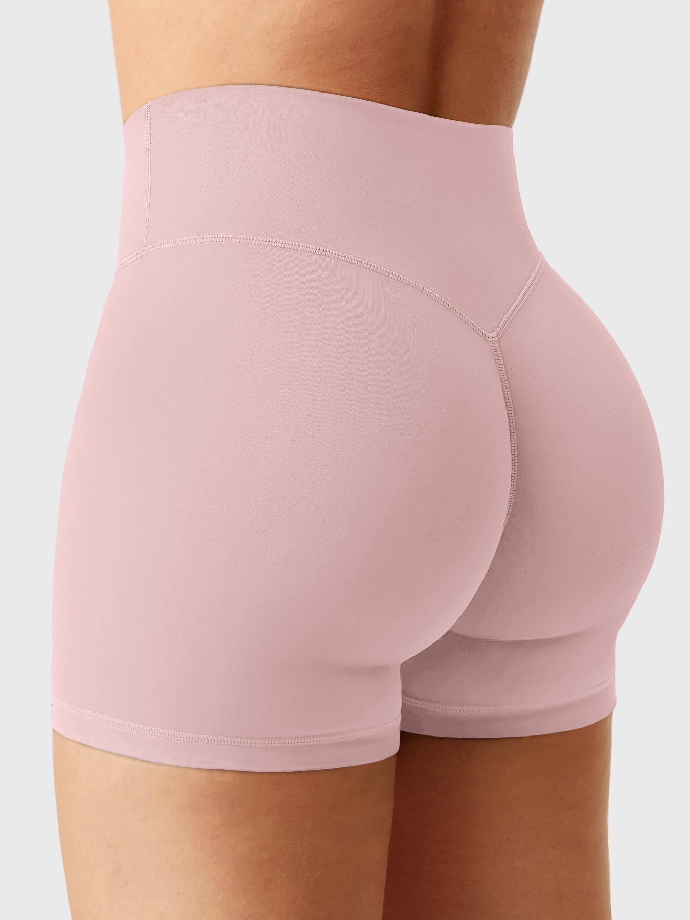 Yeoreo Craze 4.5" Scrunch Shorts