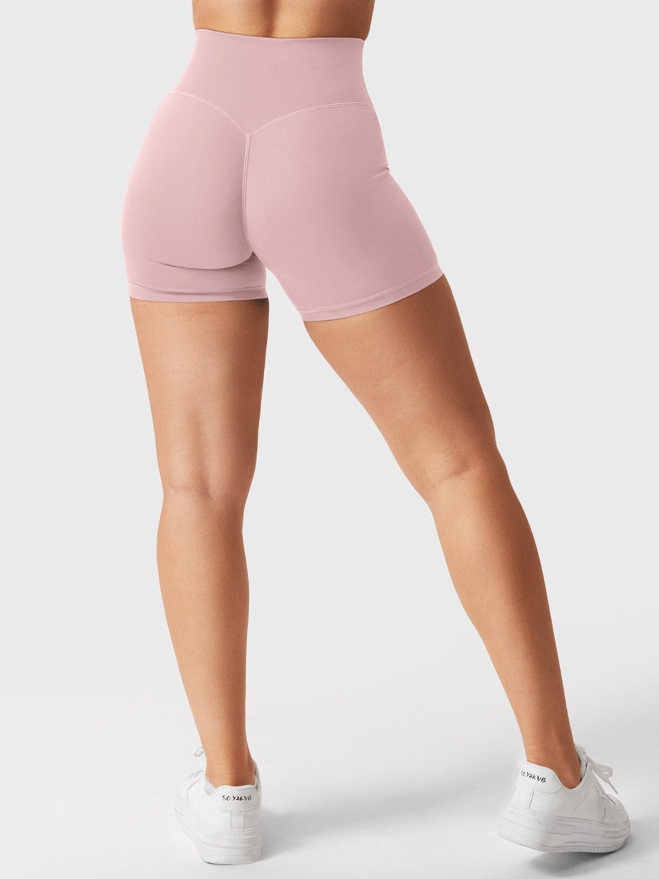 Yeoreo Craze 4.5" Scrunch Shorts