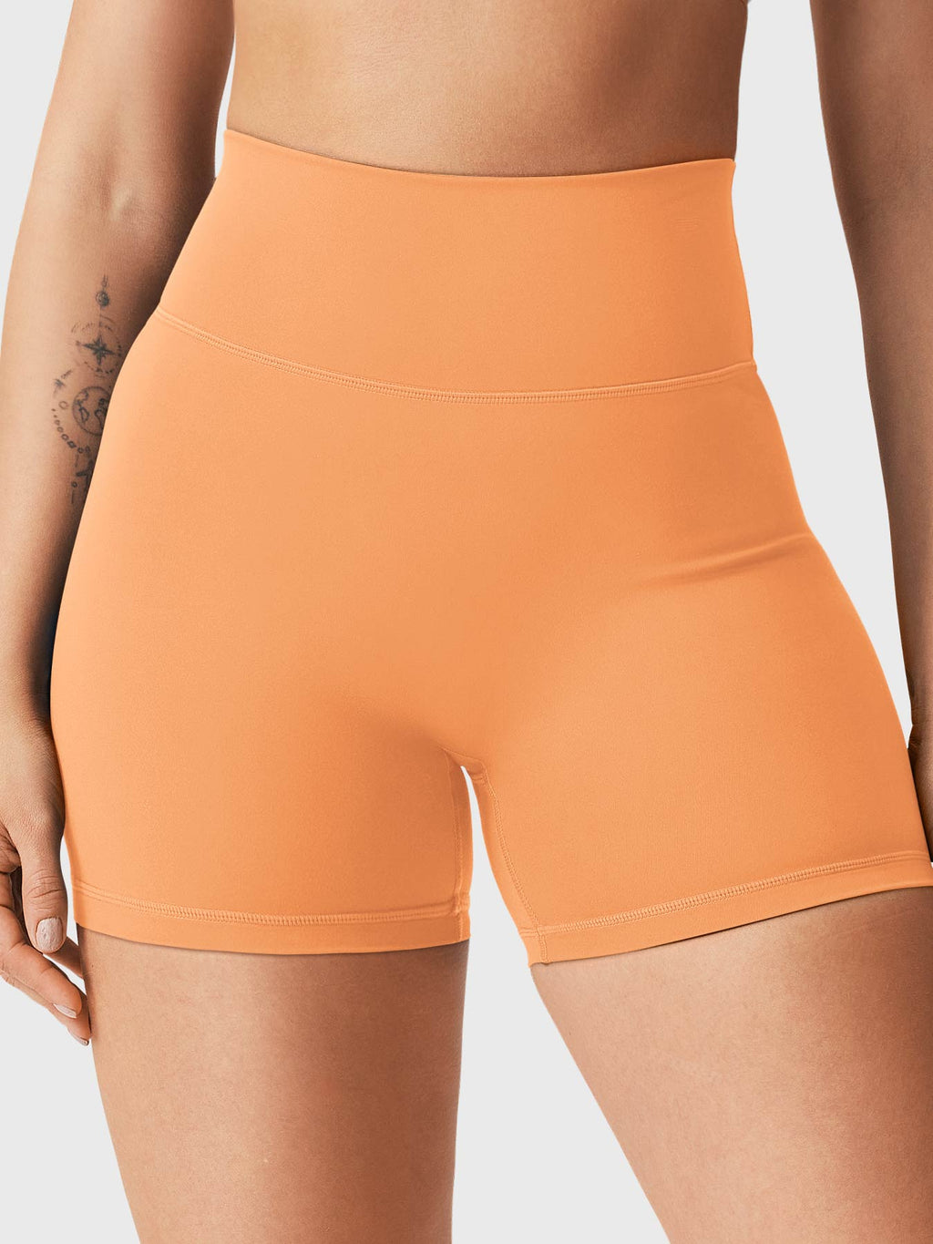 Yeoreo Craze 4.5" Scrunch Shorts