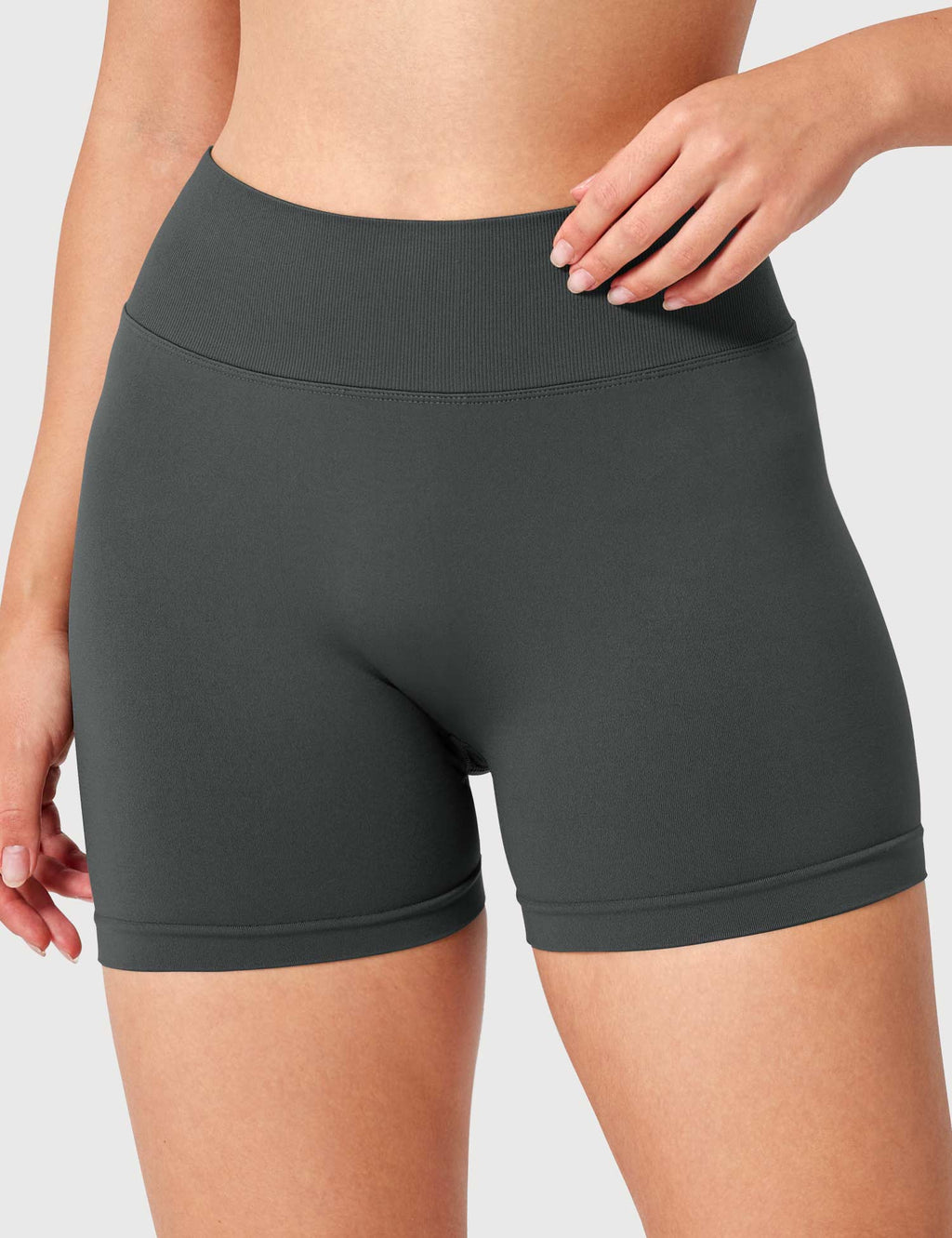Yeoreo V Cross Liz Seamless Shorts 3.6"