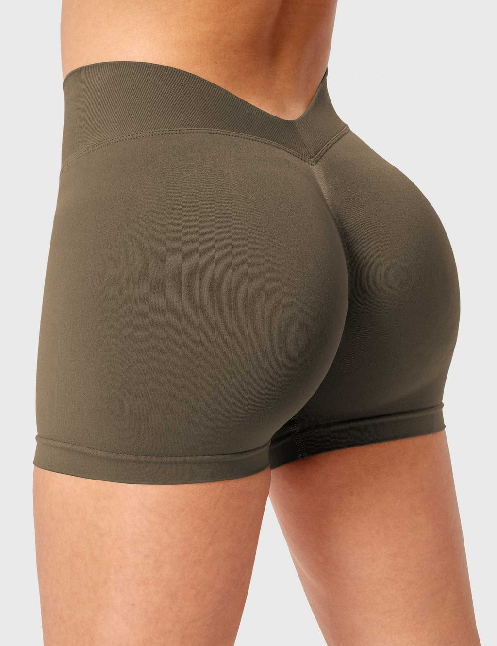 Yeoreo V Cross Liz Seamless Shorts 3.6"