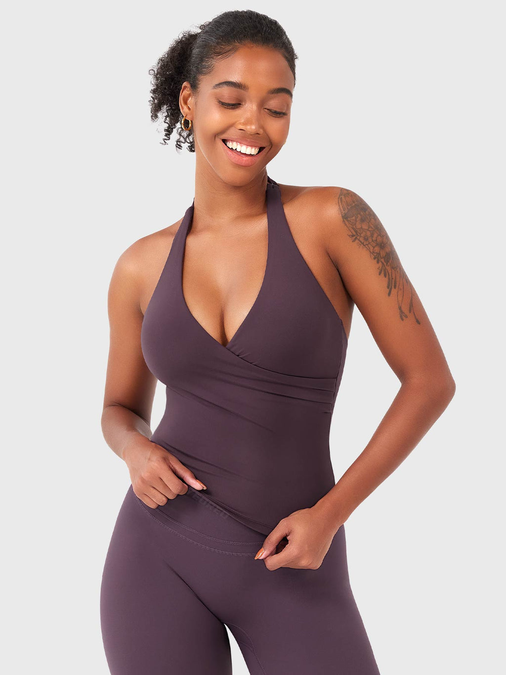 Yeoreo Elevine V Neck Halter Tank