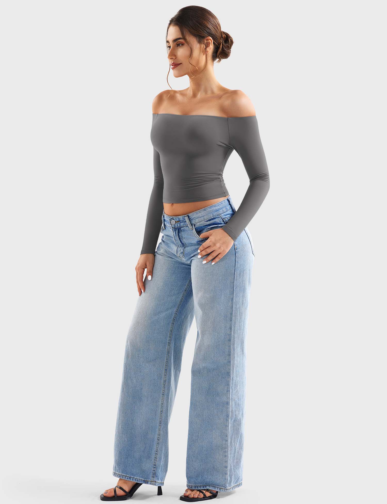 Yeoreo Luzlie Off Shoulder Top