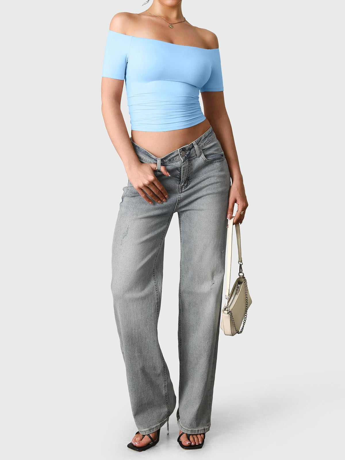 Top Luzlie con spalle scoperte a manica corta