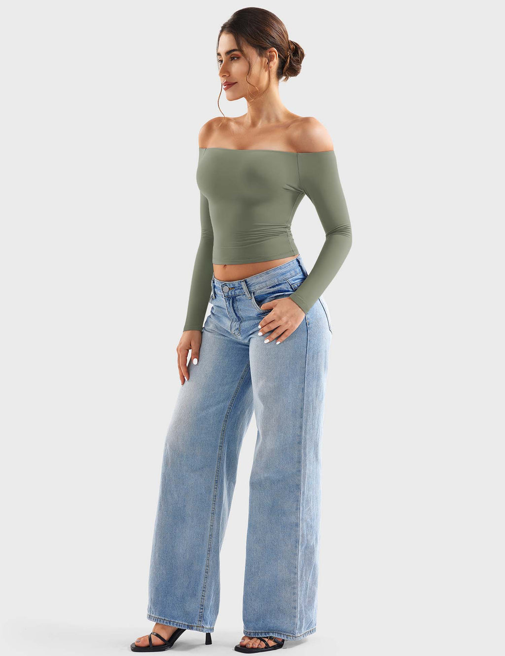 Yeoreo Luzlie Off Shoulder Top
