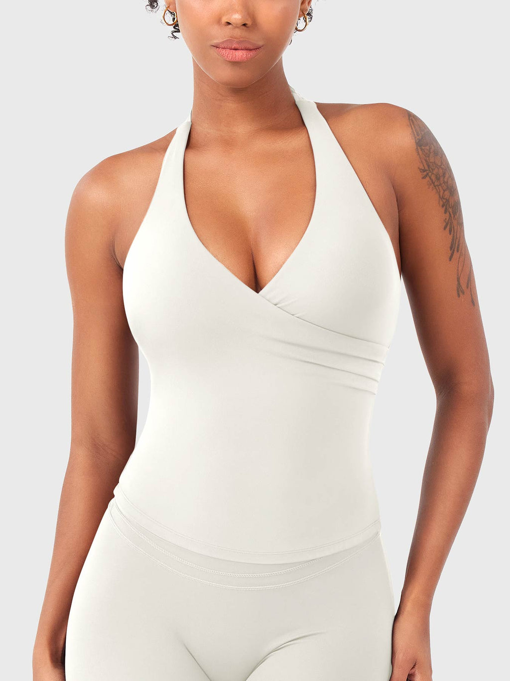 Yeoreo Elevine V Neck Halter Tank