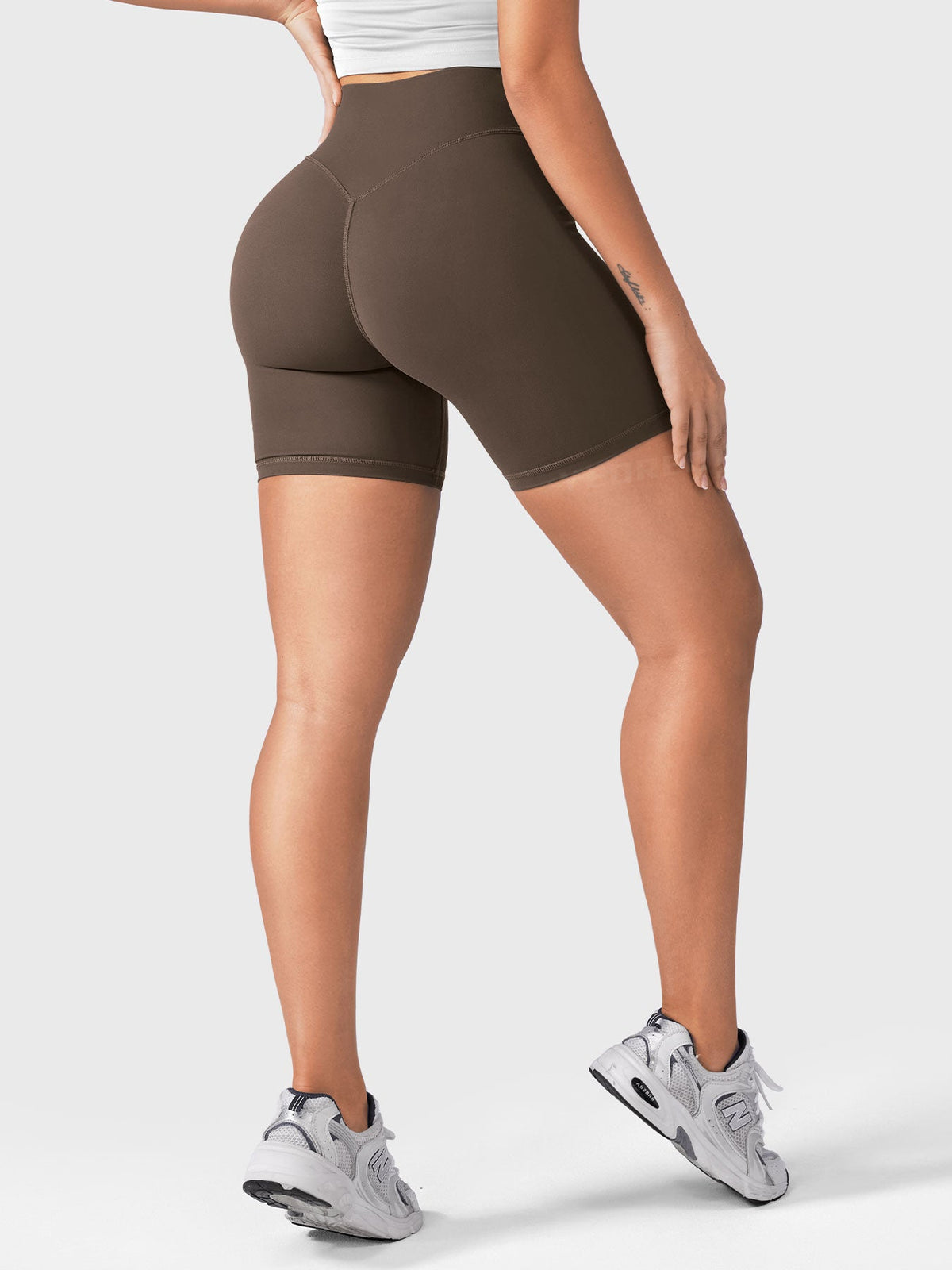 Shorts Craze scrunch 6″