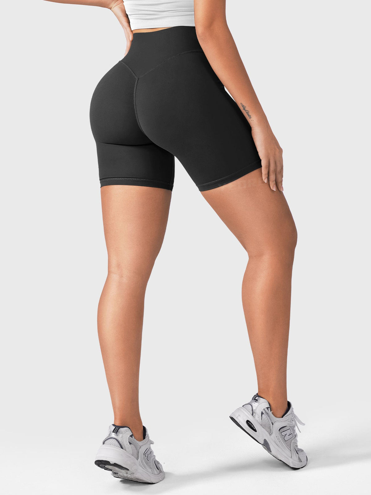 Shorts Craze scrunch 6″
