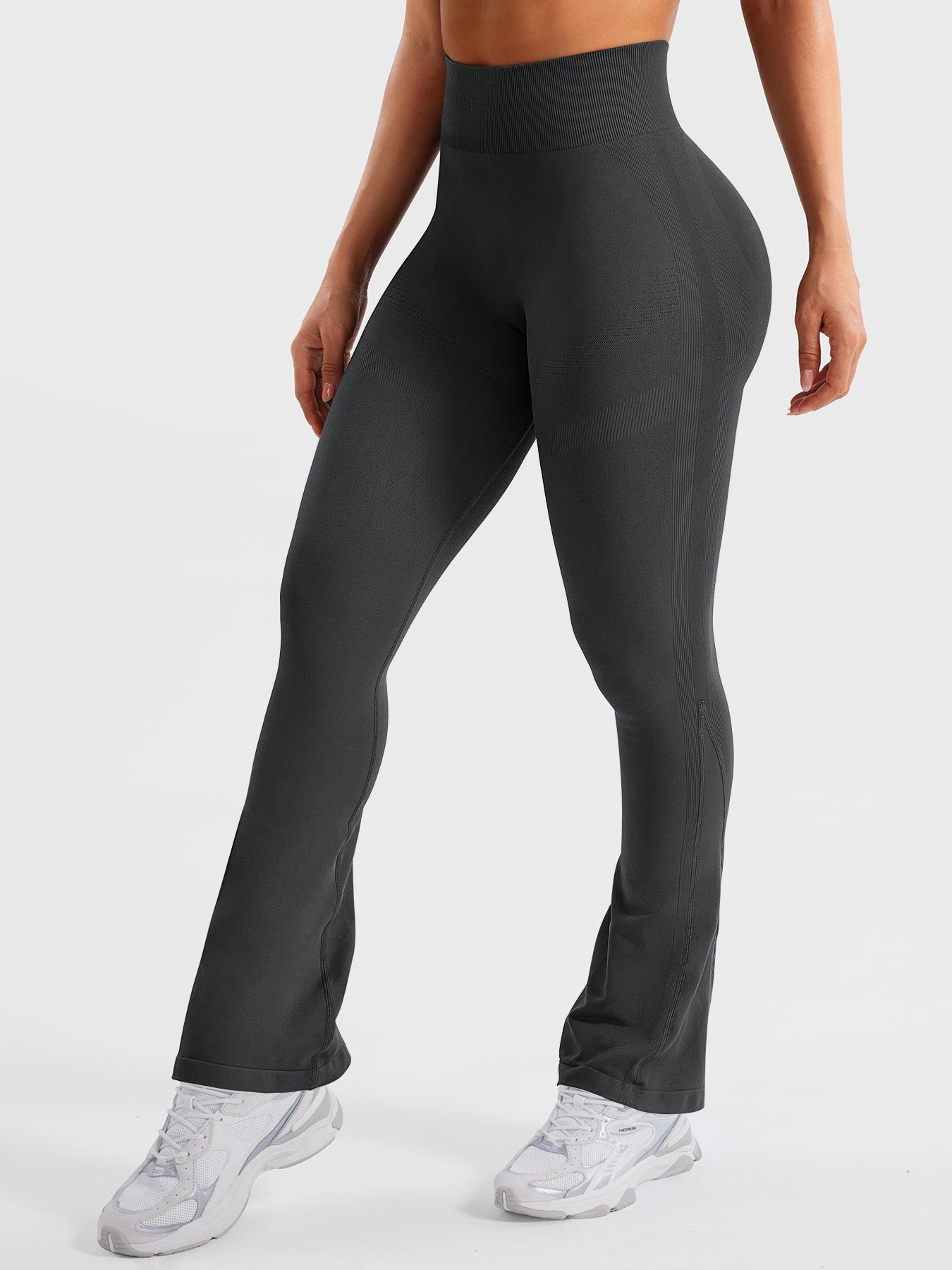 Yeoreo Lilliean 28" Mini Flare Leggings