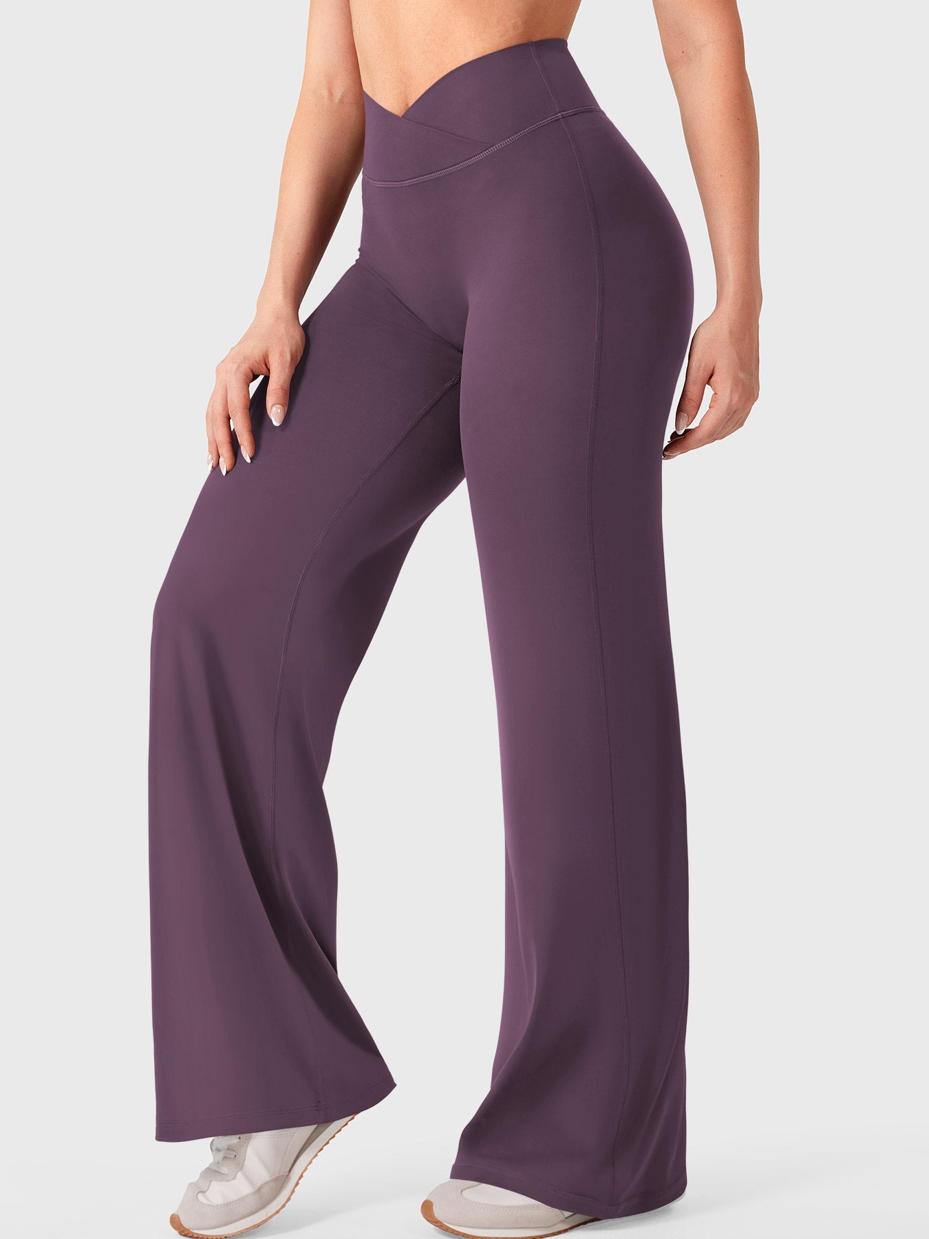 Yeoreo Eddiy 31.5" V-waistband Straight Leggings