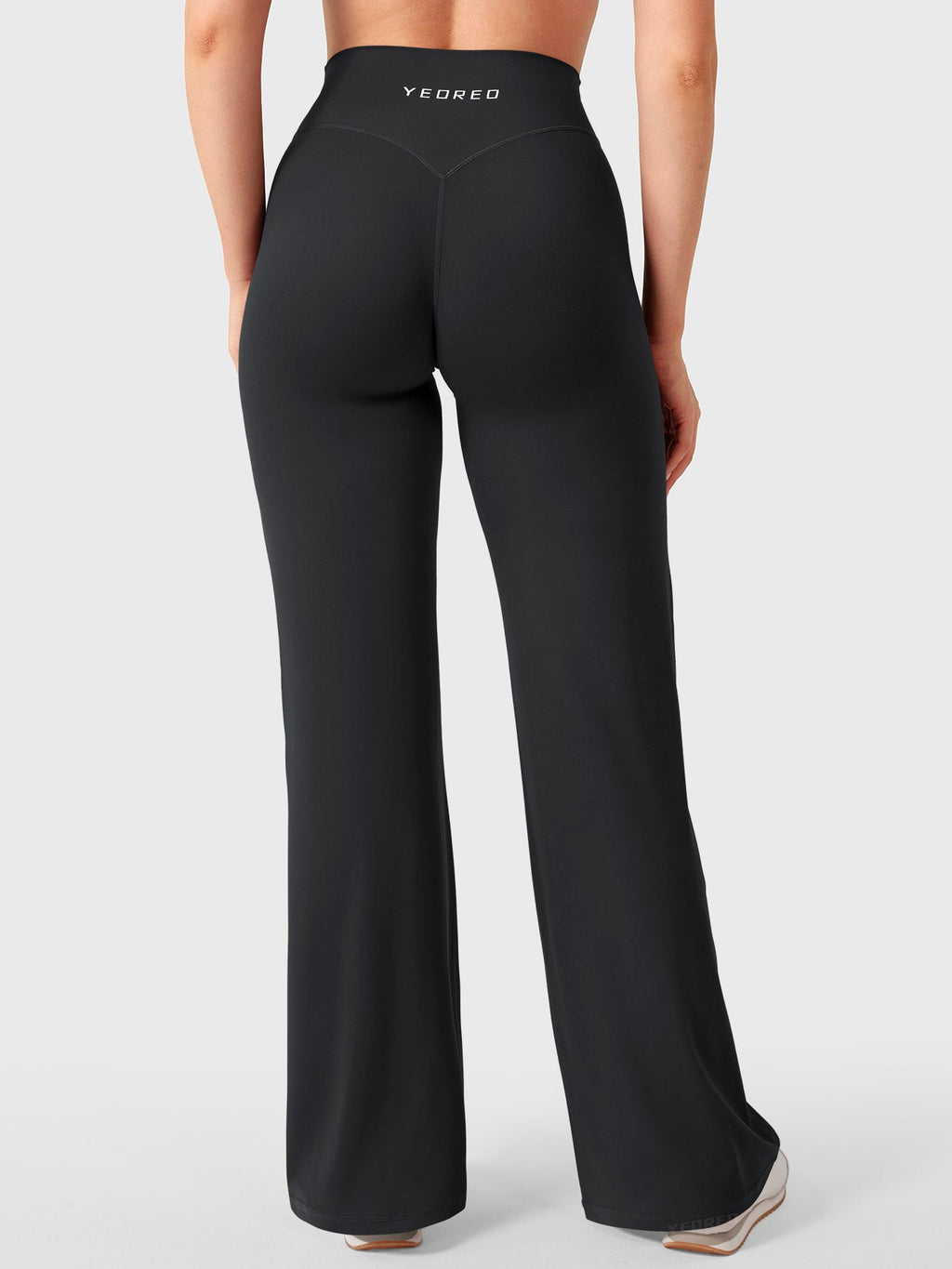 Yeoreo Eddiy 31.5" V-waistband Straight Leggings