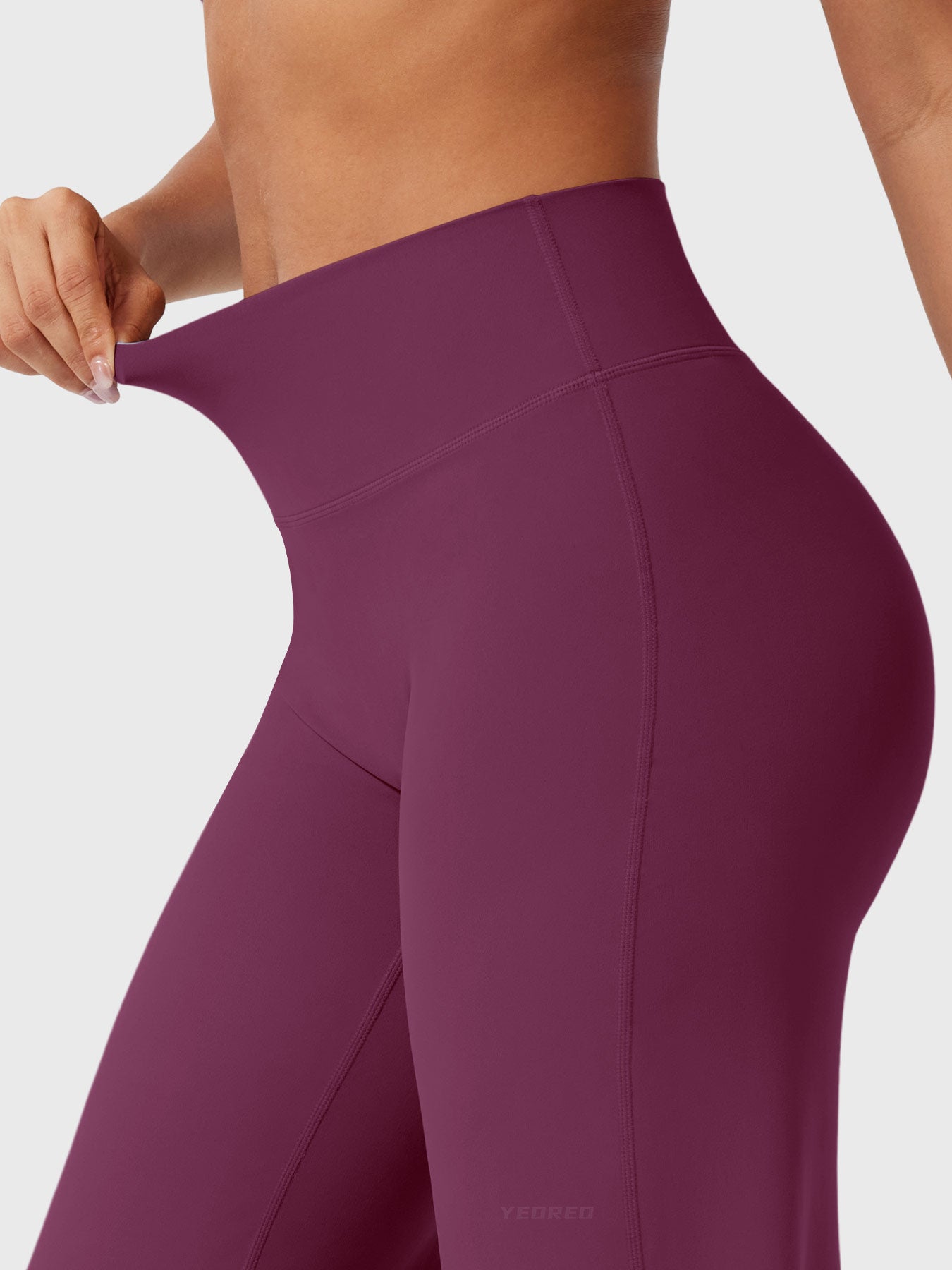 Yeoreo Eddiy 31.5" Straight Leggings