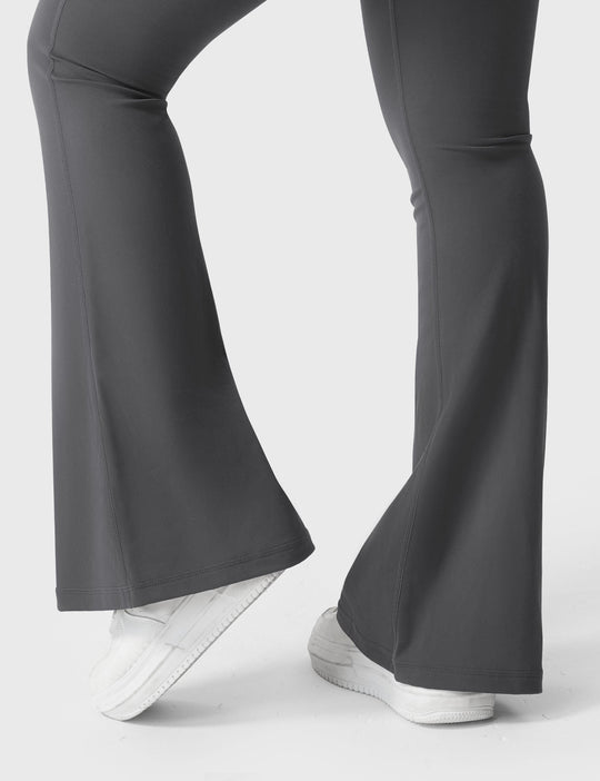 Yeoreo Brittany 30" Flared Leggings with Pockets