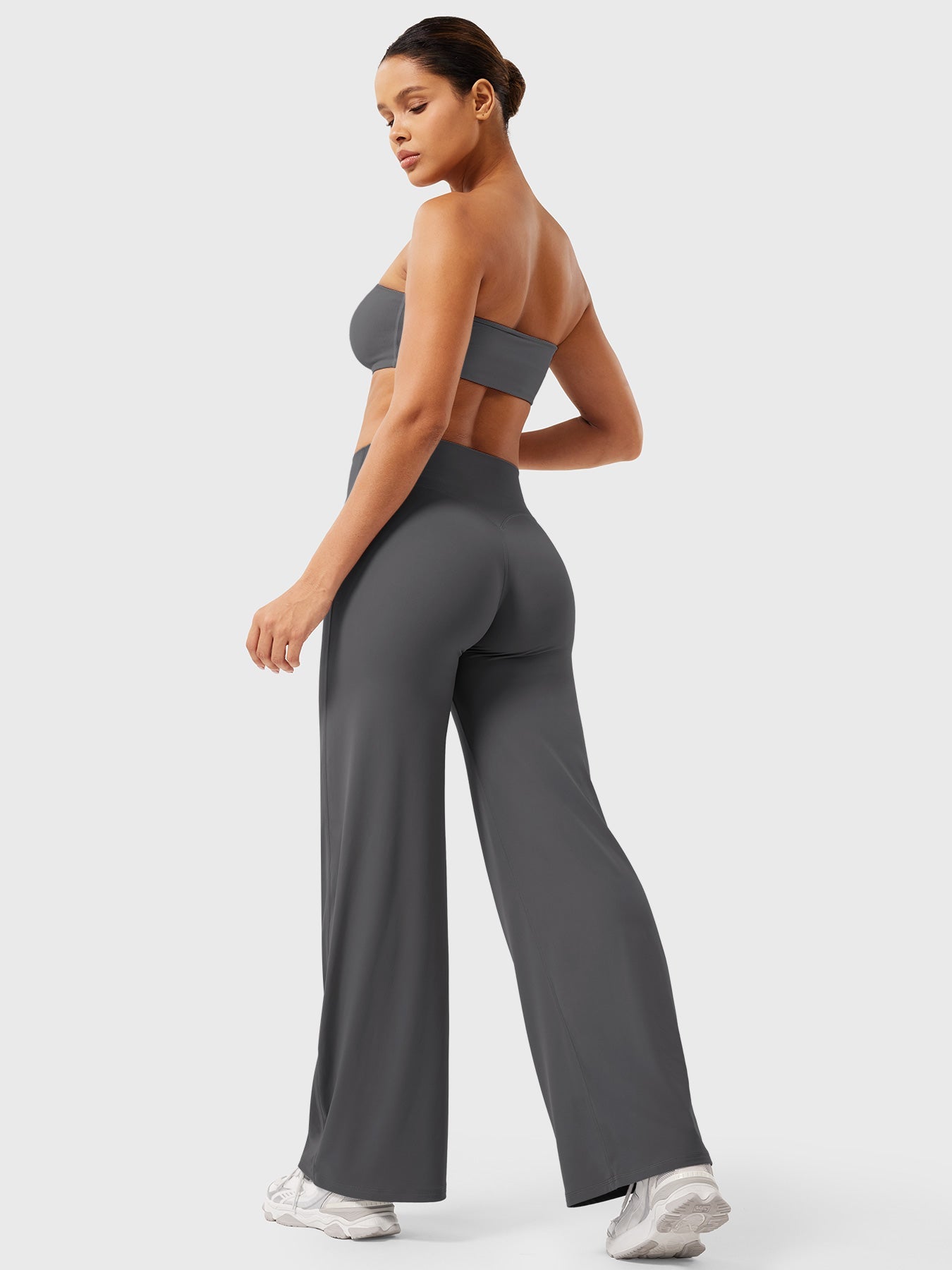 Yeoreo Eddiy 31.5" Straight Leg Leggings