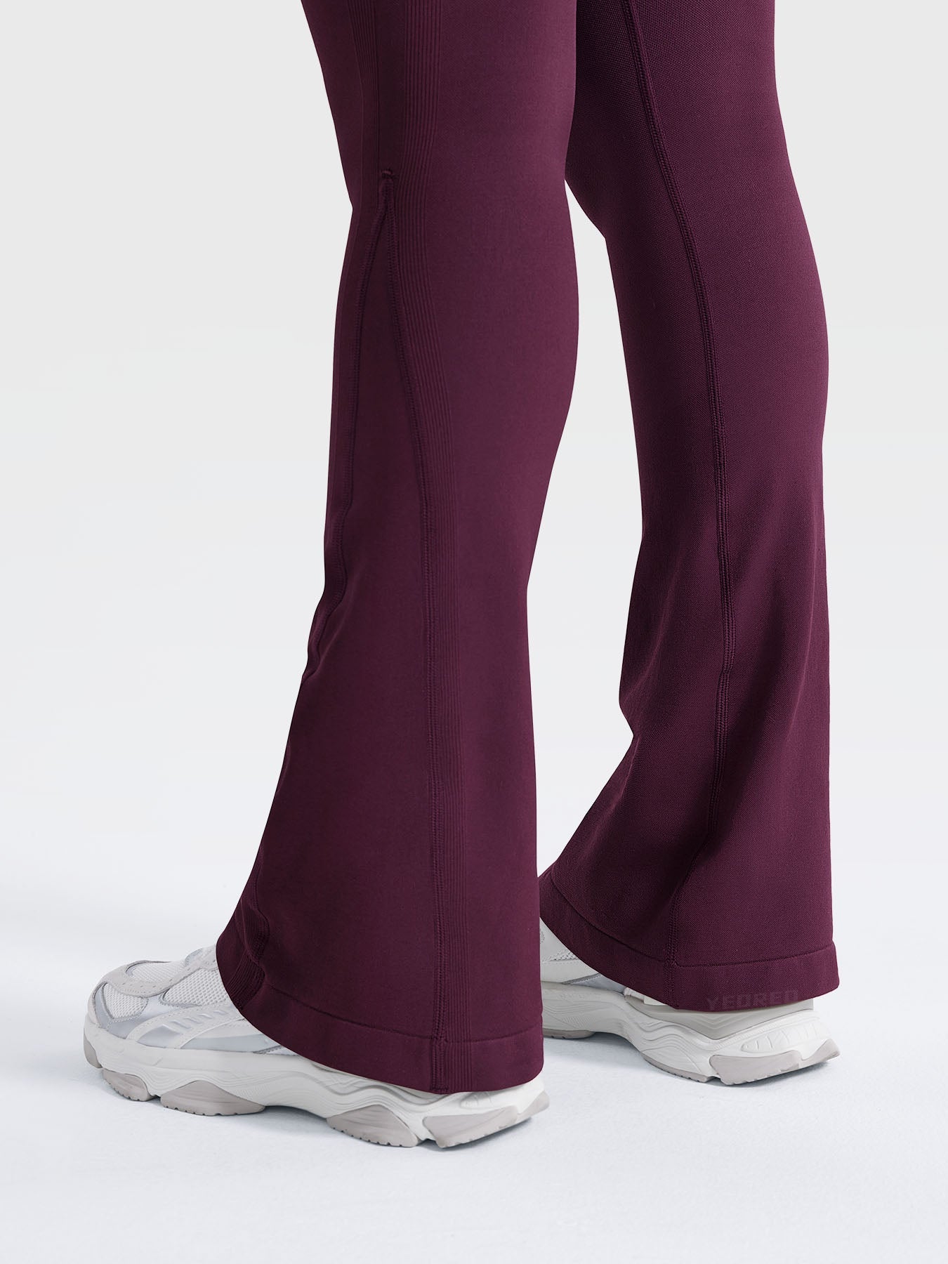 Yeoreo Lilliean 29.5" Mini Flare Leggings