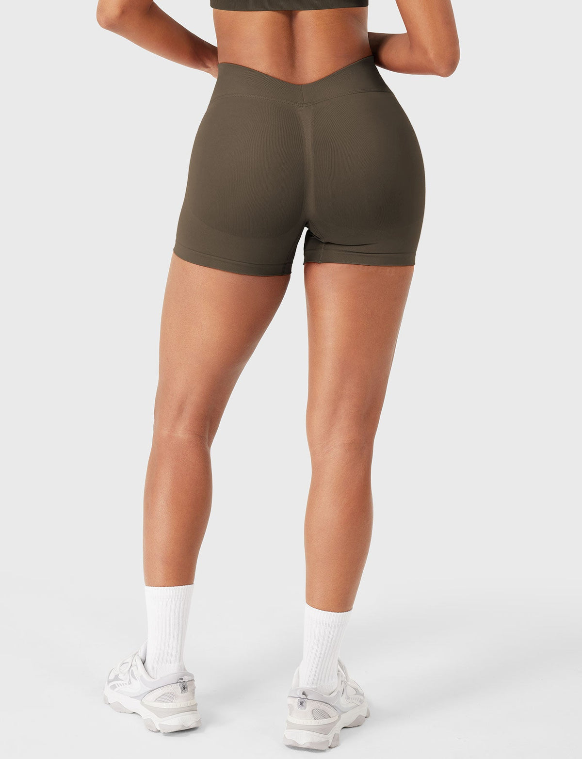 Shorts SoftHue senza cuciture con schiena a V 3,6″